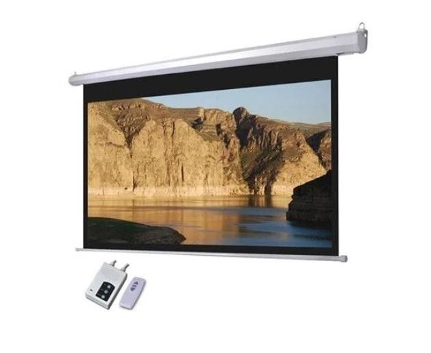 305x229cm Motorlu Projeksiyon Perdesi