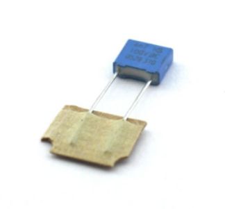 4.7 NF 100V Kutupsuz Kondansatör (Polyester)