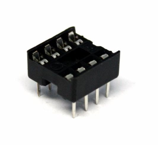 8 li Entegre Soketi (4+4)