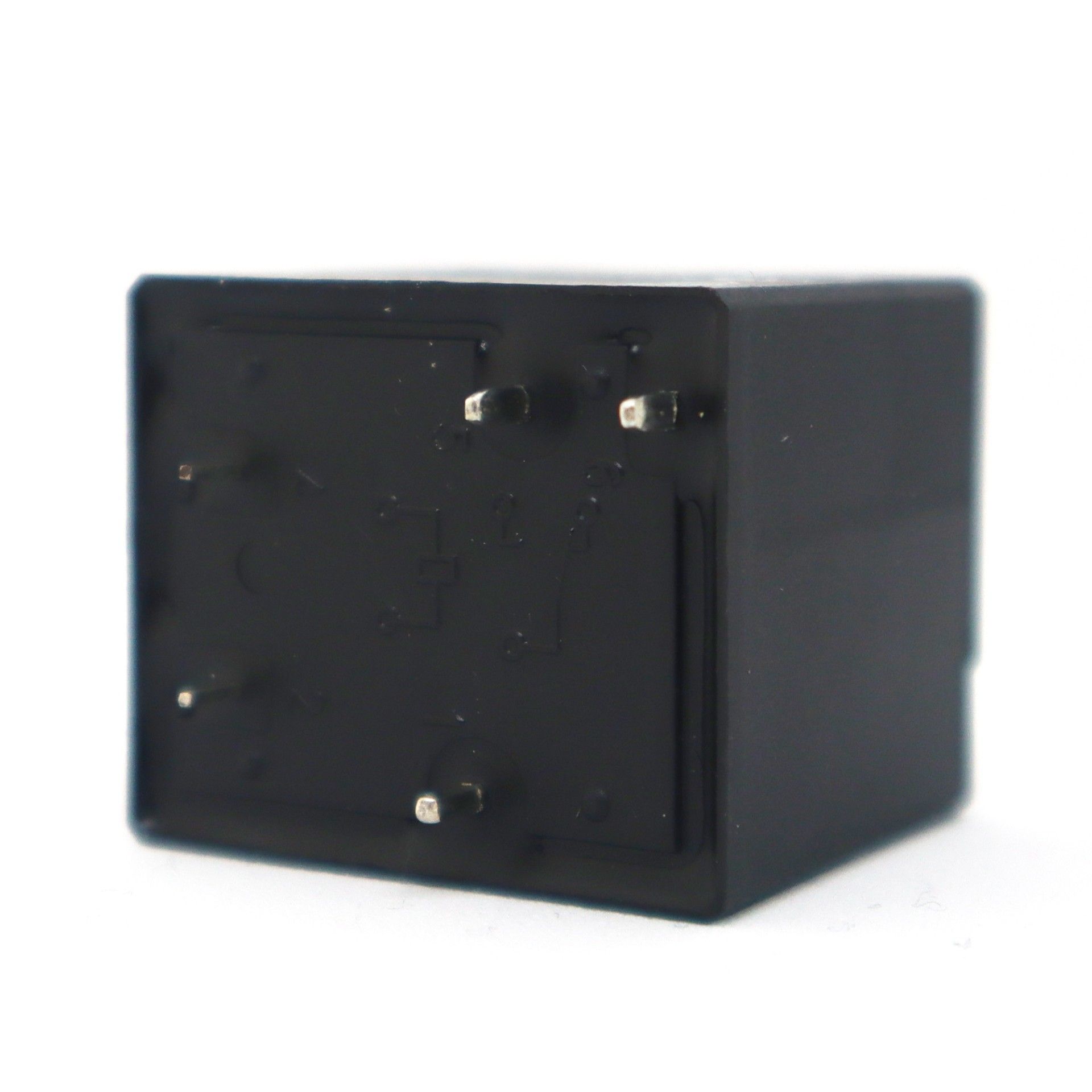 HLS-T91 (16F)-1-C 12V 30A Röle