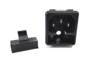 IC213A 3 Pin Power Sigortalı Erkek Soket Kulaksız