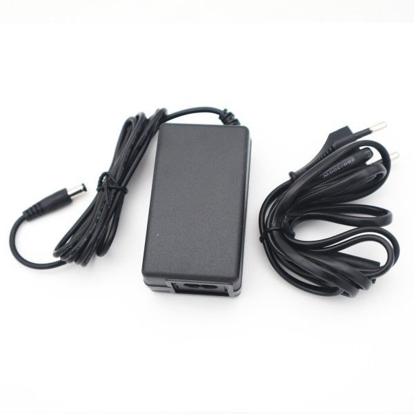 Mervesan MRW-2524 24W 24V 1A 5.5x2.1mm Masa Tipi