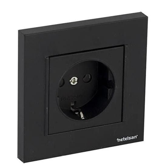 Netelsan Byobu Kapaklı Topraklı Priz Siyah