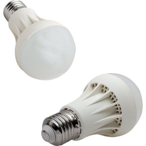 Seconder 12V 9W E27 Beyaz Led Ampul