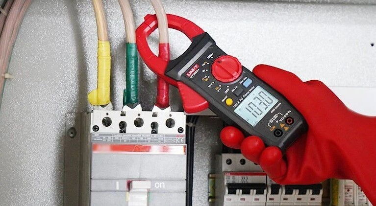 Unit UT205A+ Dijital Pensampermetre