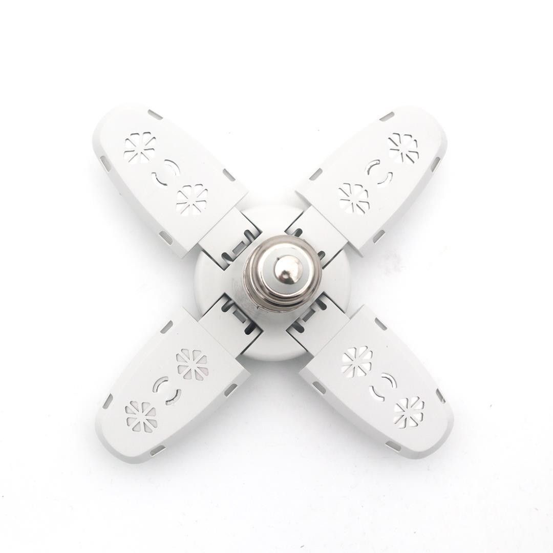 YCL YL-420B 20W E27 4 Yapraklı Papatya Ampul Beyaz