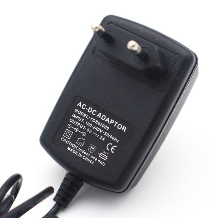 YDS82000 8V 2A 5.5x2.5mm Priz Tipi Pos Adaptörü